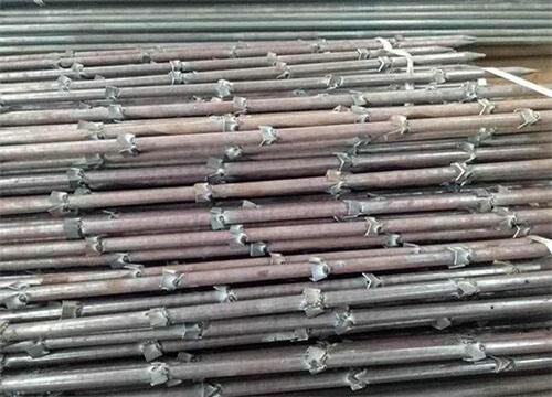 龙陵隧道钢花管